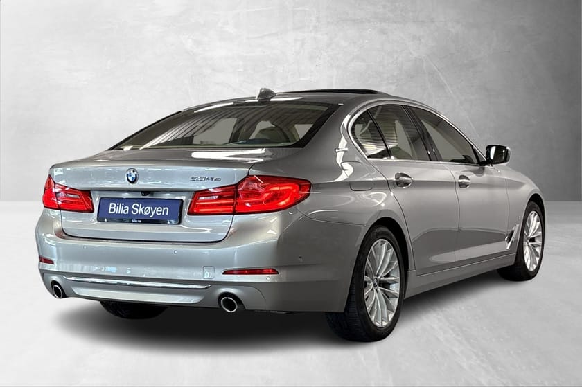 Bilde 4 av BMW 530e iPerformance Sedan Sedan, Luxury-Line, ComfAcc, Soltak, HiFi, Skinn