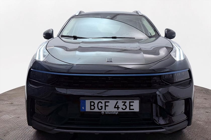 Bild 3 av Lynk & Co 01 PHEV Pano 360° Navi Cockpit INFINITY 261hk