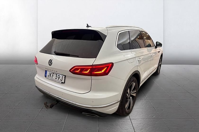 Bild 5 av Volkswagen Touareg 3.0 V6 4M Inno Drag Luftfjädr Läder Kamera DYNAUDIO