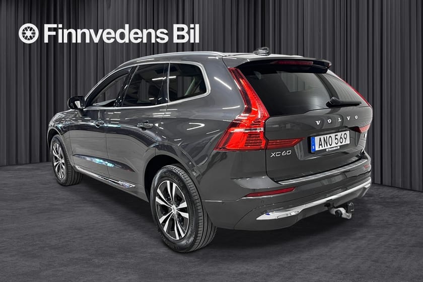 Bild 2 av Volvo XC60 *V-hjul/Panorama/360kamera/SE SPEC*