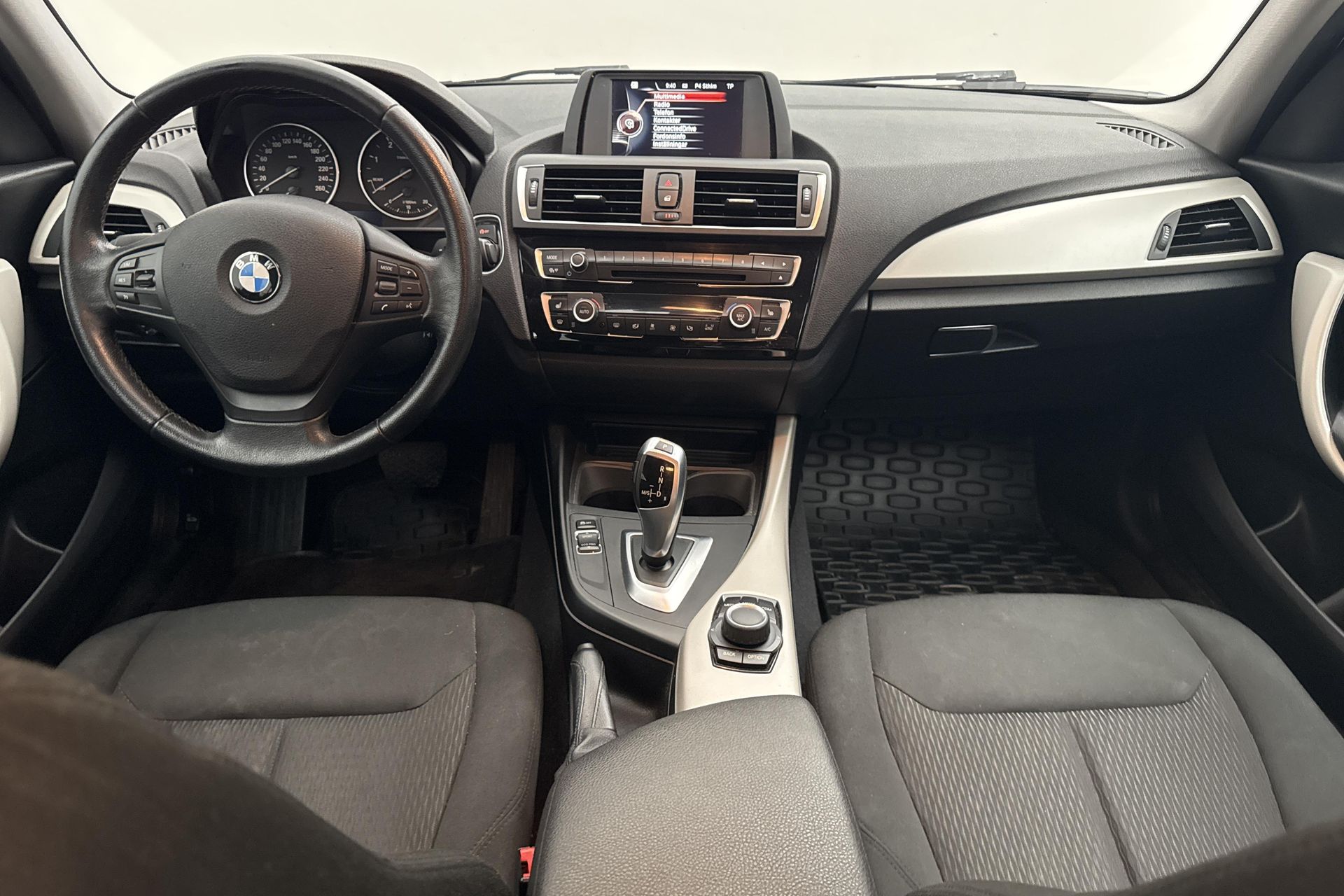 BMW 116 d 5-dörrars 2016, kuva 7/10