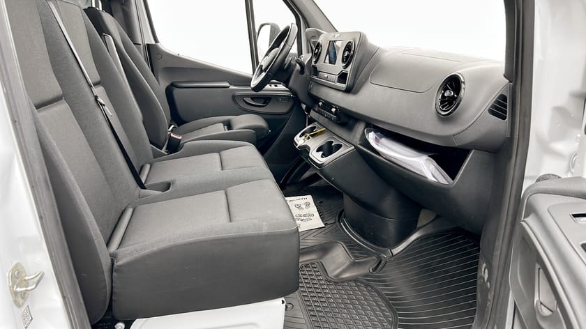 Bild 3 av Mercedes-Benz Sprinter 317 CDI RWD Chassi 9G-Tronic Volymskåp