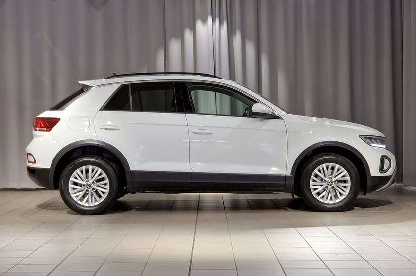 Bild 3 av Volkswagen T-Roc Life | Farthållare | Cockpit | 1.0 TSI 110 hk 6 vx