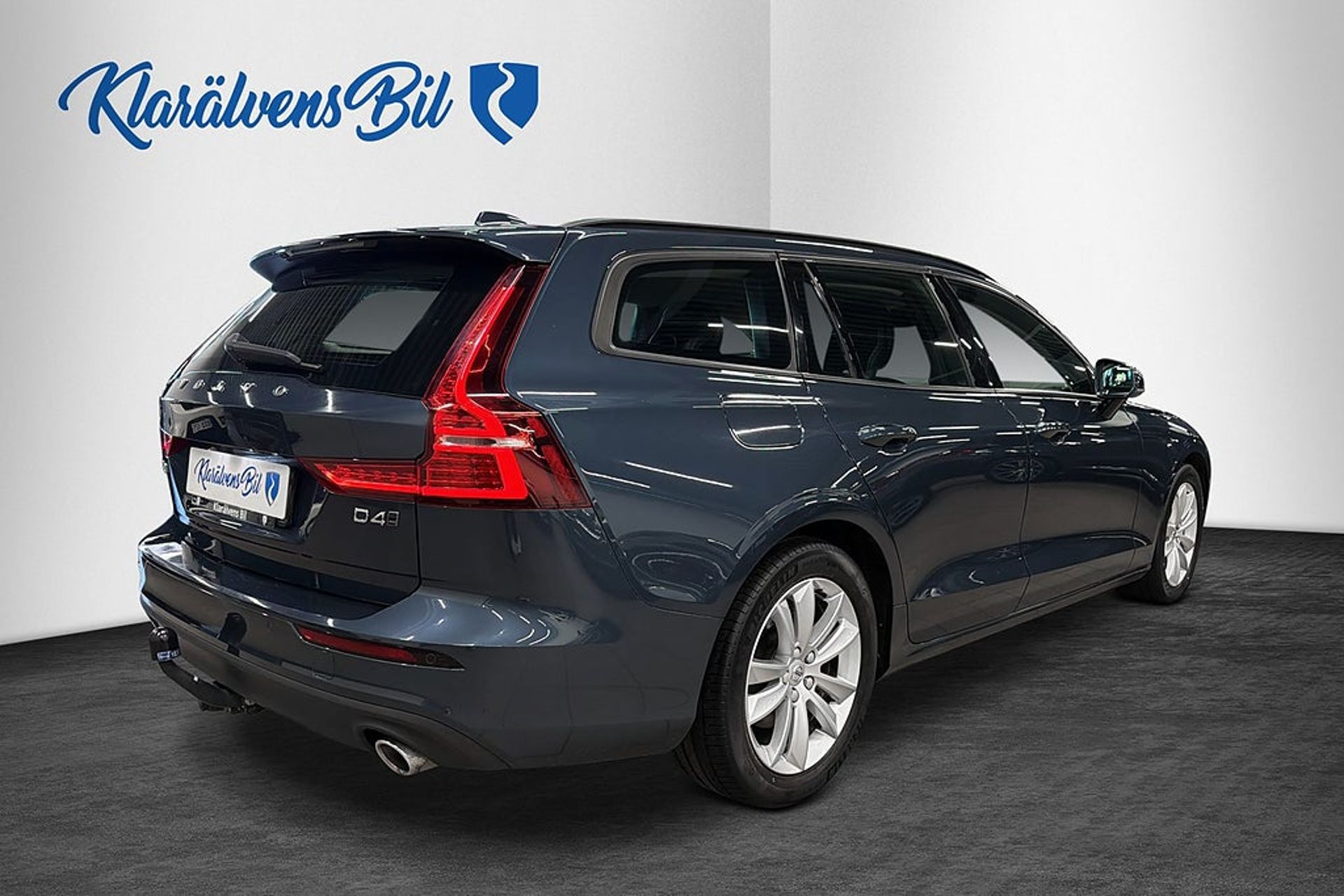Volvo V60 2020, photo 7/10