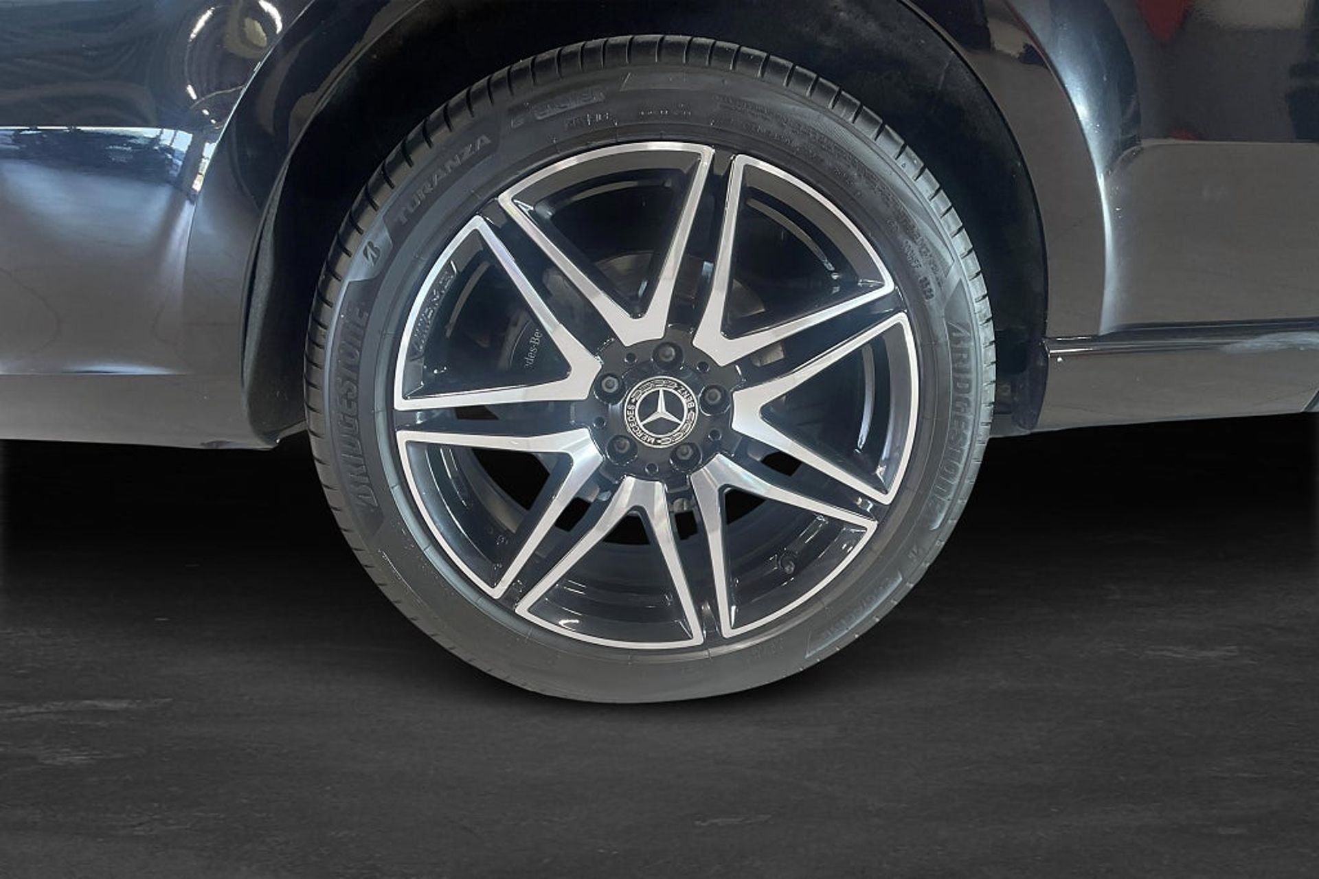 Mercedes-Benz V 2023, kuva 5/10