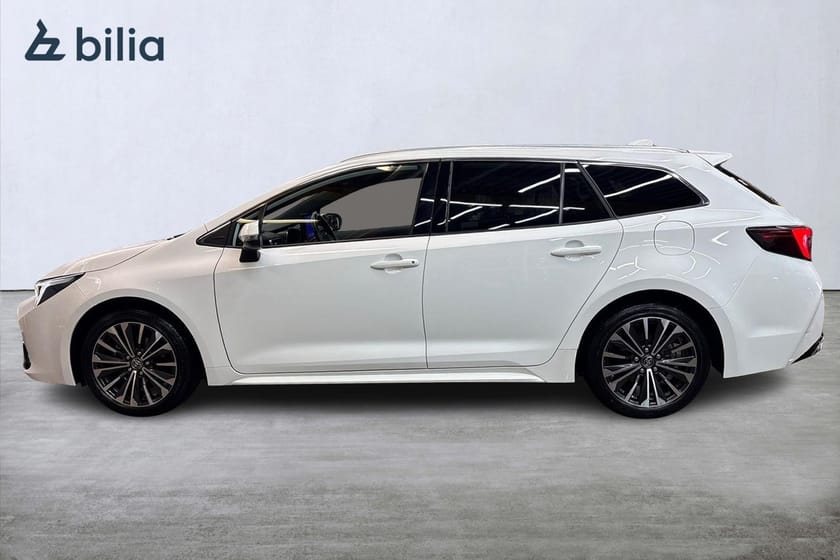 Bild 3 av Toyota Corolla Touring Sports Hybrid 1,8 Style Appstyrd Värmare