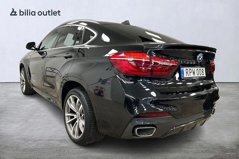Bild 3 av BMW X6 xDrive40d M Sport Panorama H&K B-kamera Drag HUD Navi