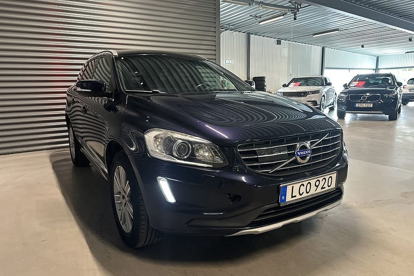 Bild 3 av Volvo XC60 D4 AWD Summum BE Pro Värmare Skinn Keyless Drag