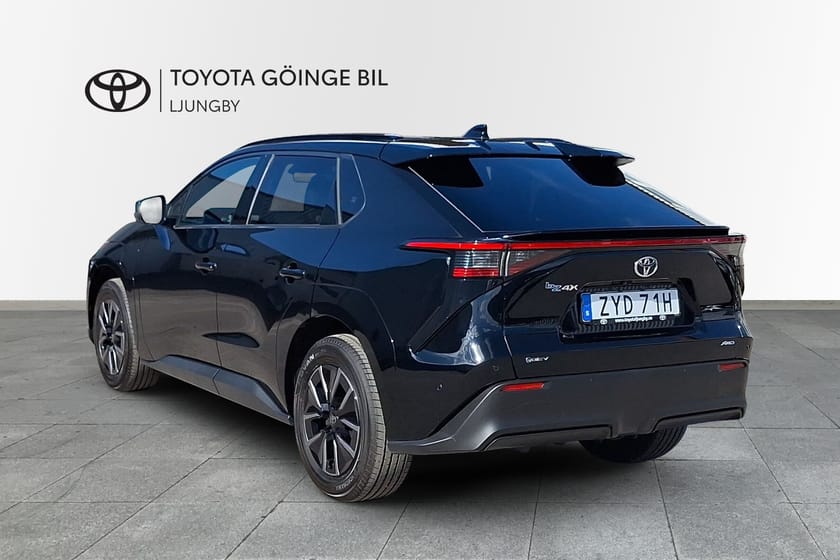 Bild 2 av Toyota bZ4X AWD EXECUTIVE 343hk NYA MODELLEN