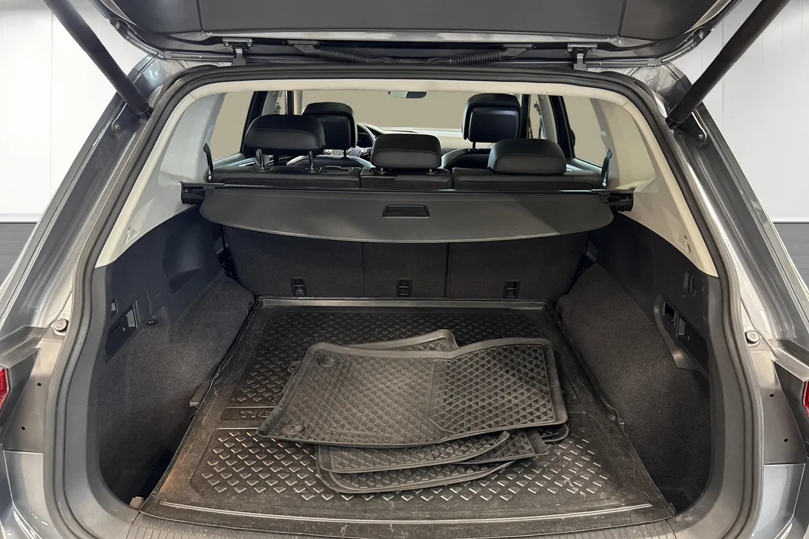 picture of a car