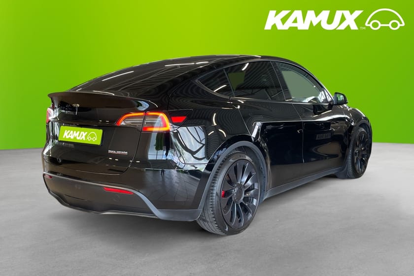 Bild 4 av Tesla Model Y Performance 534 hk  Drag Navi 360° Skinn