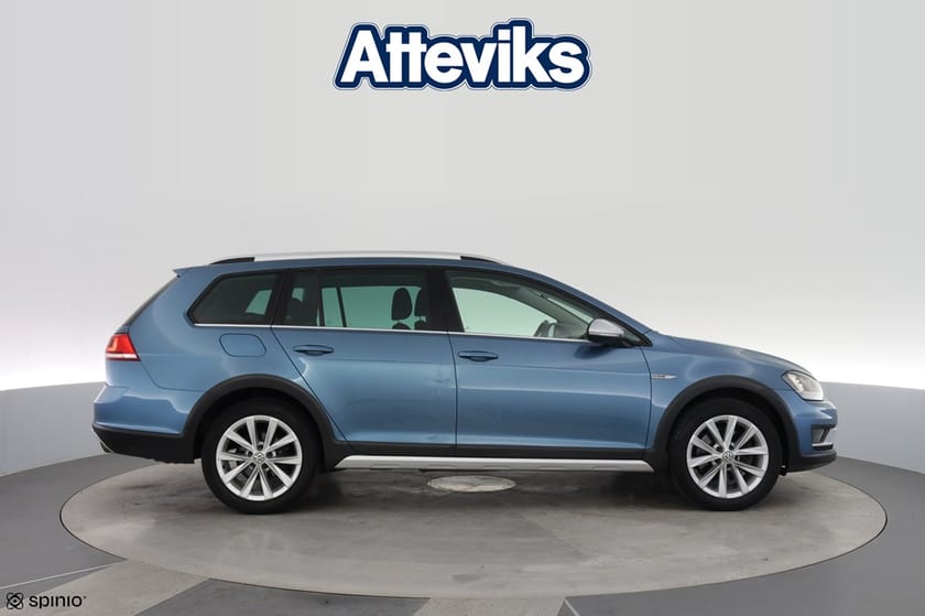 Bild 2 av Volkswagen Golf Alltrack TSI 180hk 4M DSG Drag Värm Kamera Pluspak