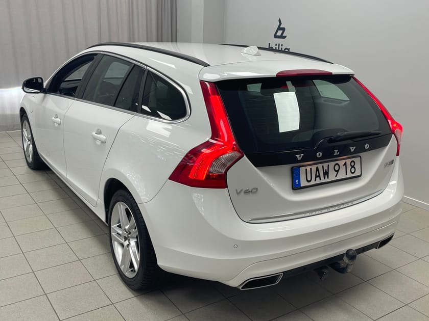 Bild 3 av Volvo V60 D5 AWD Twin Engine Classic Momentum | Drag | Navigator |