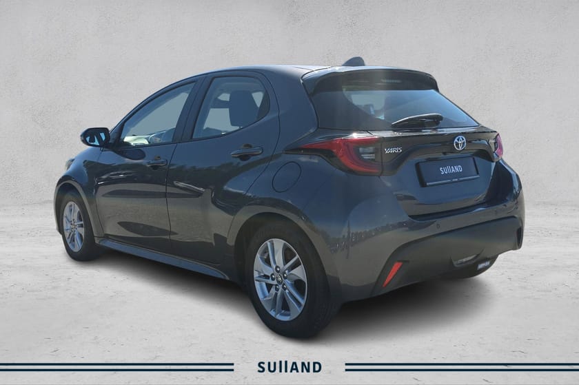 Bilde 3 av Toyota Yaris Hybrid // R.kam // DAB+ // 2 hjulsett // S.historikk