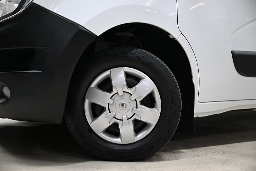 Bild 4 av Nissan NV400 Chassi dCi 150HK Volymskåp|Bakgavellyft|Lågmil|EnÄgare|Leasbar