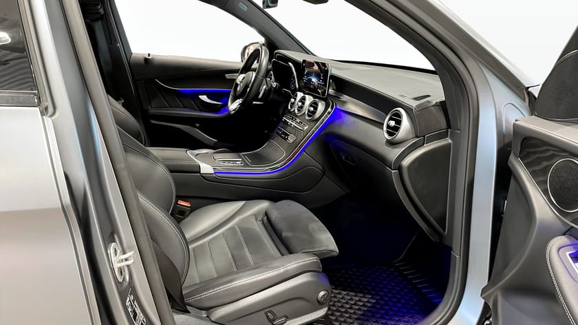 Bild 3 av Mercedes-Benz GLC 300 e Coupé 4MATIC AMG Line 320hk | Backkamera | Sollucka |  |