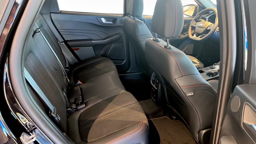 Bild 5 av Ford Kuga Plug-In Hybrid ST-LINE X 2.5 Phev FWD 243hk, Aut