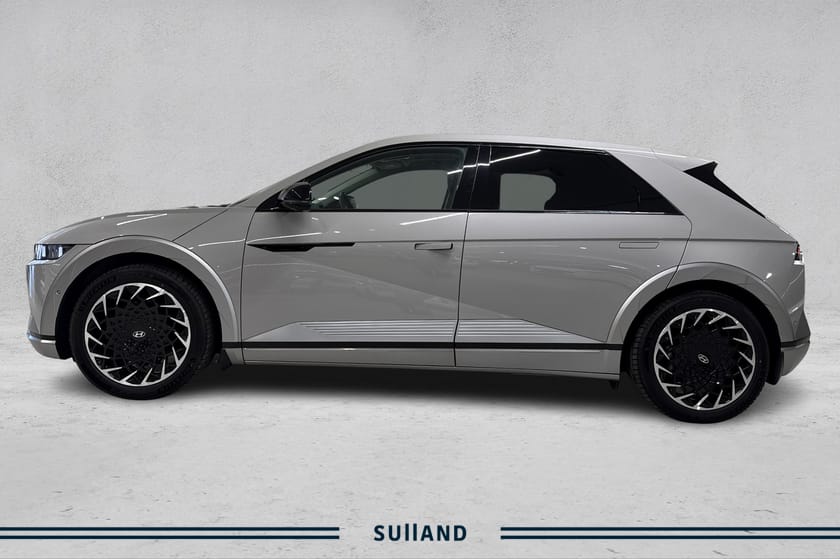 Bilde 2 av Hyundai Ioniq 5 LR RWD Premium / Hengerfeste / Skinn