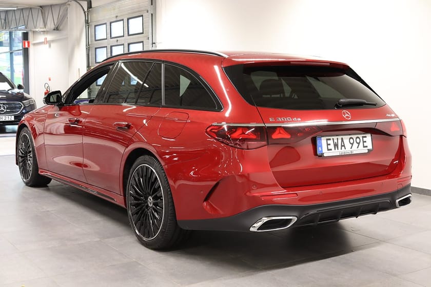 Bild 4 av Mercedes-Benz E 300 de 4MATIC T
