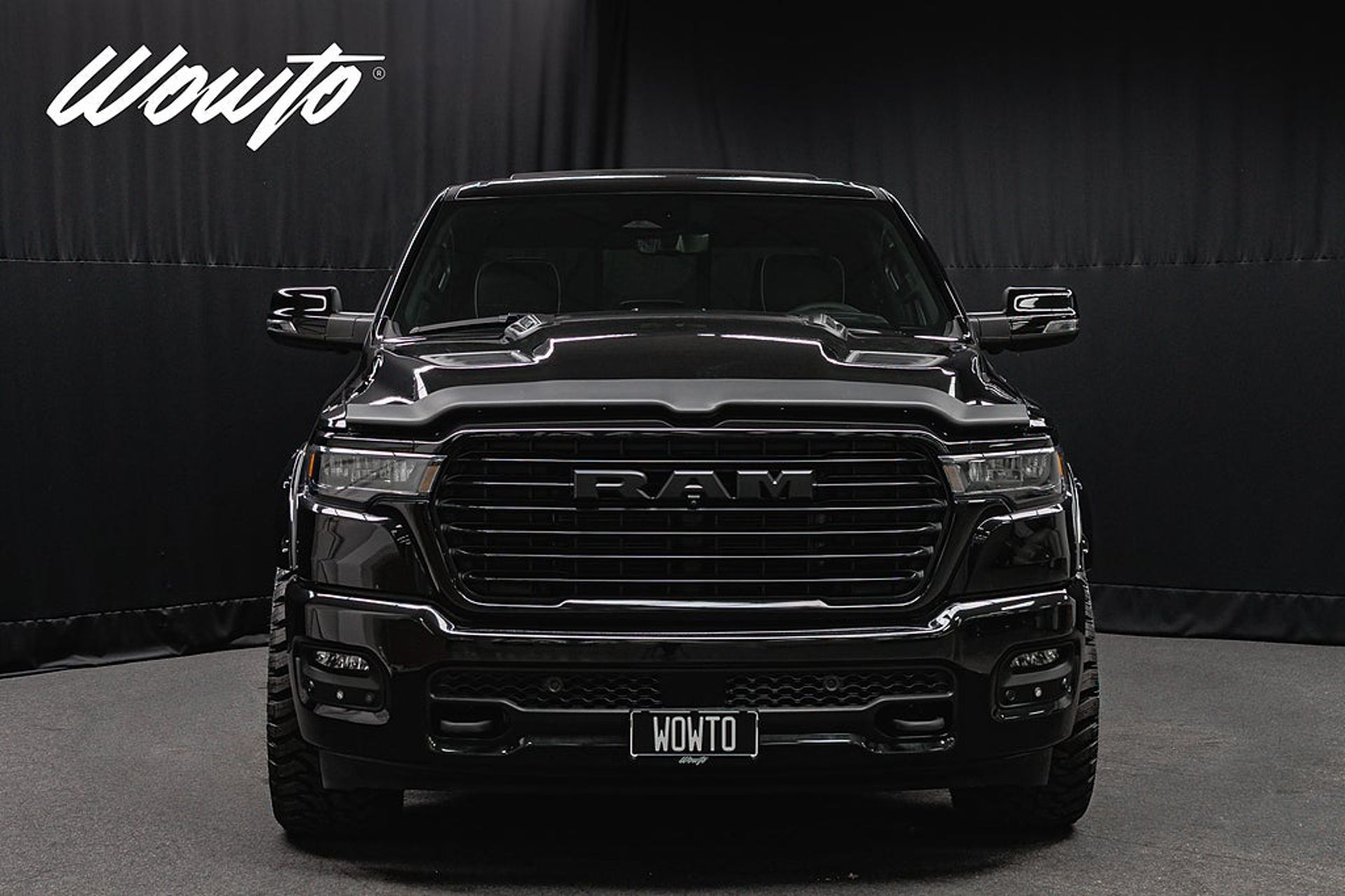 RAM 1500 Crew Cab 3.0 Hurricane 4x4 2025, photo 2/10
