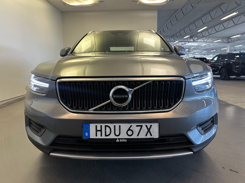 Bild 2 av Volvo XC40 D3 FWD Momentum Edition / Sensorer bak / ISOFIX /