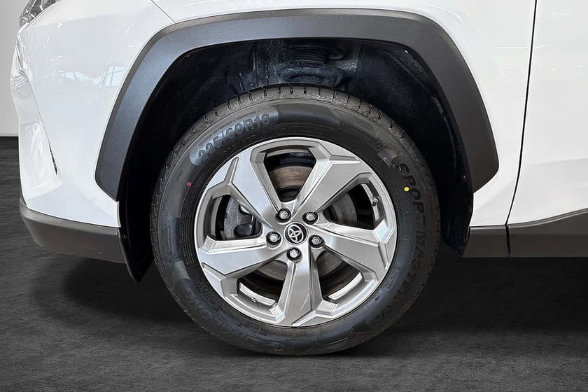 Bild 2 av Toyota RAV4 Hybrid AWD-i E-CVT Executive (222hk) JBL Dragkrok 360°