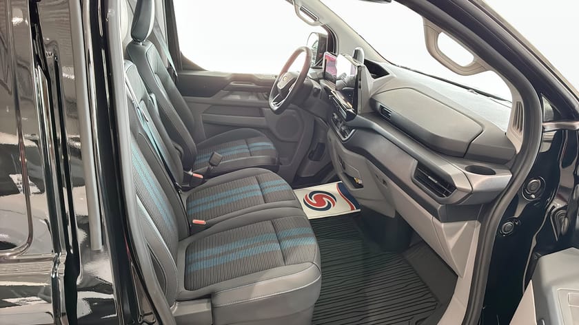 Bild 3 av Ford E-Transit Custom 340 AWD E-CUSTOM SPORT SKÅP 320S 218 A