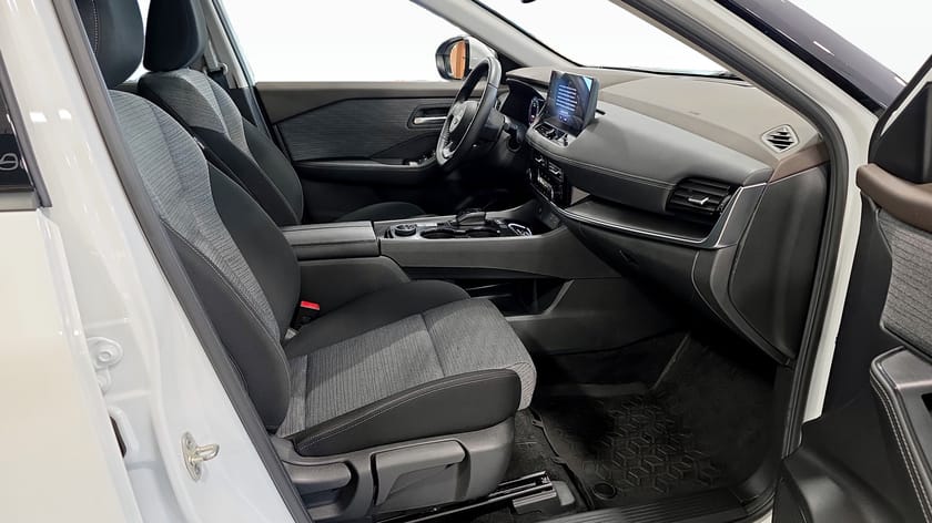 Bild 3 av Nissan X-Trail e-4ORCE N-CONNECTA DESIGN PACK