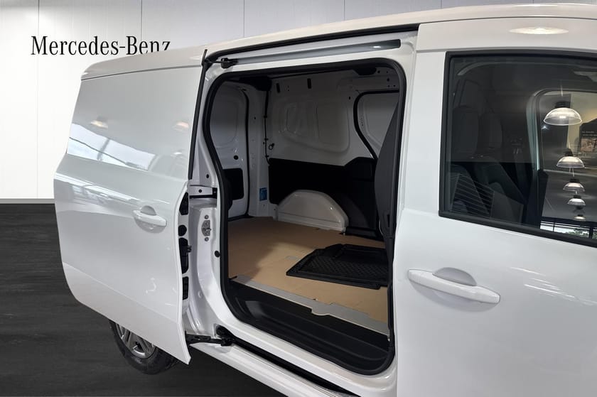 Bild 2 av Mercedes-Benz Citan 112 CDI SKÅP L2 SPECIAL EDITION