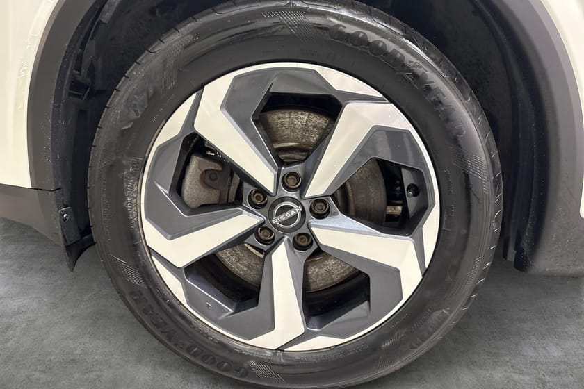 Bild 3 av Nissan Qashqai e-POWER Accenta/ Vinterhjul