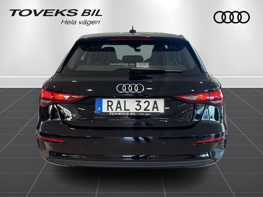 Bild 4 av Audi A3 Sportback 35 TFSI - Automat - Nyservad!