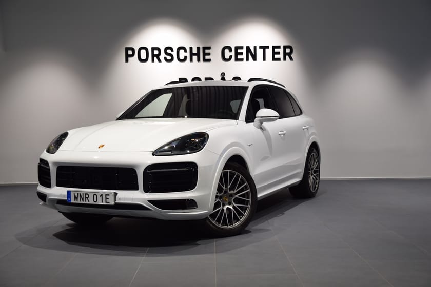 Bild 1 av Porsche Cayenne E-Hybrid Platinum Edition / INKOMMANDE