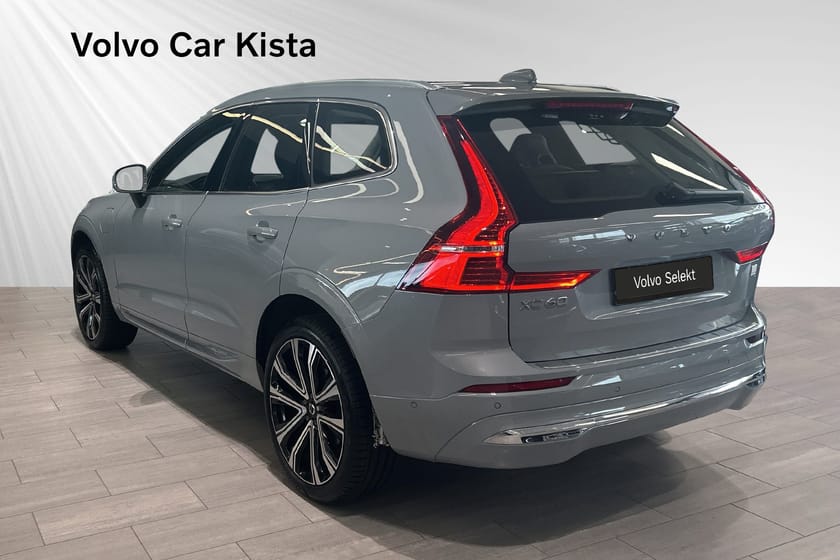 Bild 4 av Volvo XC60 Recharge T6 II Plus Bright Läder Drag Pano