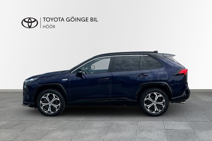 Bild 4 av Toyota RAV4 Plug-in Hybrid 2.5 AWDi (306hk) Style Panoramasoltak Dragkrok