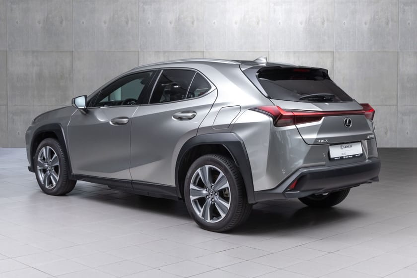 Bilde 4 av Lexus UX 300e FWD Edition35