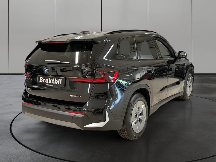 Bilde 5 av BMW iX1 xDrive30 
