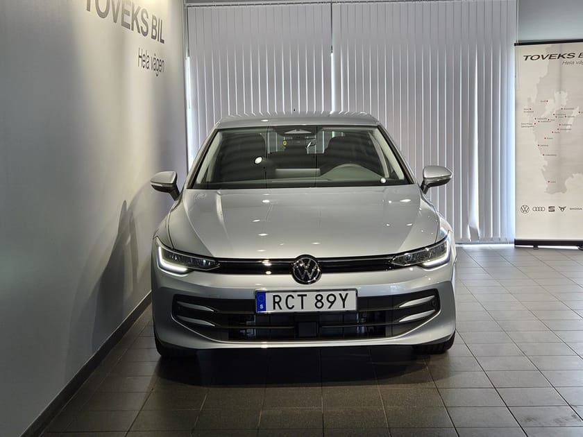 Bild 3 av Volkswagen Golf Edition 1.5 eTSI DSG, 150hk, 2026