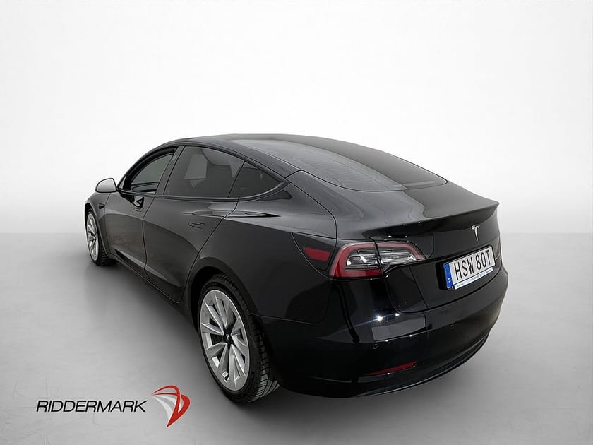 Bild 5 av Tesla Model 3 Long Range AWD Skinn Panorama Svensksåld