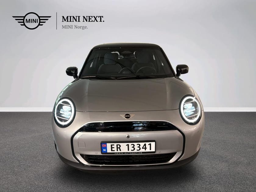 Bilde 2 av MINI Cooper E Classic Trim Package L