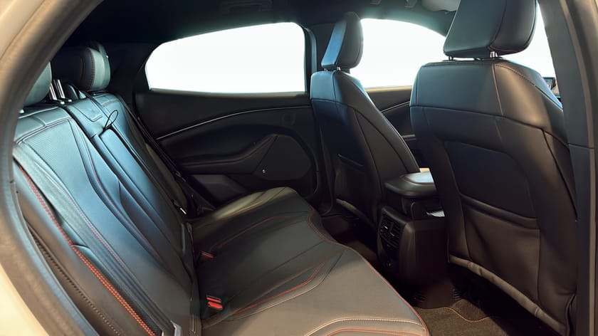 Bild 5 av Ford Mustang Mach-E Standard Range AWD Teknikpaket+ B&O / Pano / 360° Kamera