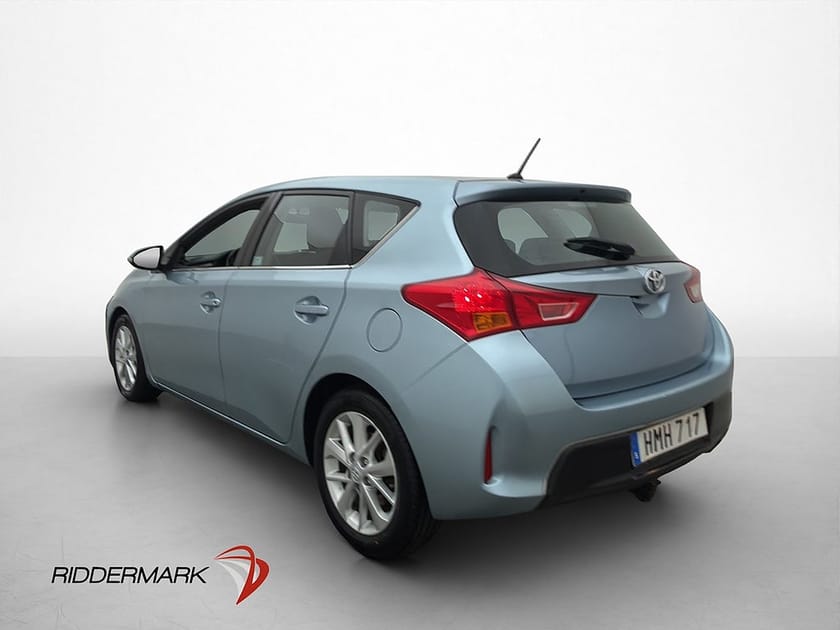 Bild 5 av Toyota Auris 2.0 D-4D 124hk Active  Navi Kamera Bluetooth