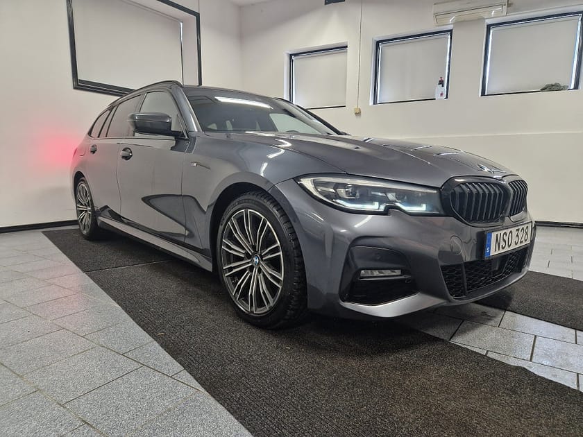 Bild 3 av BMW 320d xDrive Touring 190 hk M Sport Steptronic Euro 6 MOMS