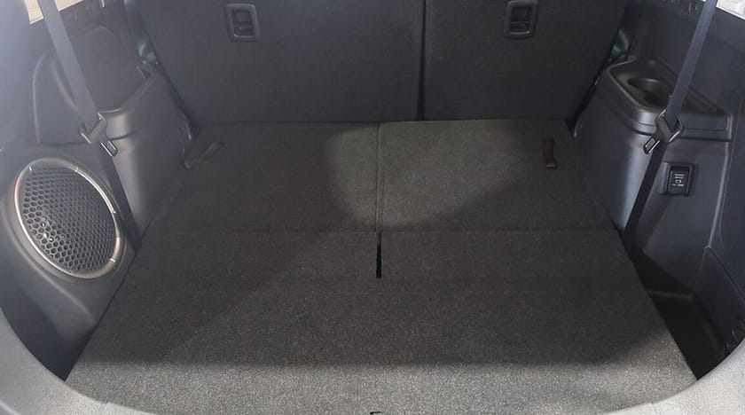 Bild 4 av Mitsubishi Outlander 2.0 4WD CVT Business 7 Sits / Läder / Elstol / Drag