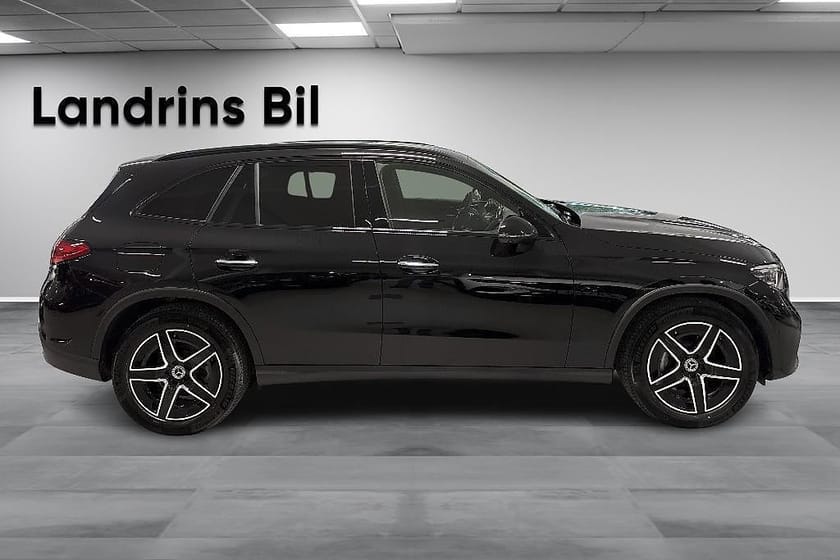 Bild 4 av Mercedes-Benz GLC 220 d 4MATIC SUV AMG Line Premium