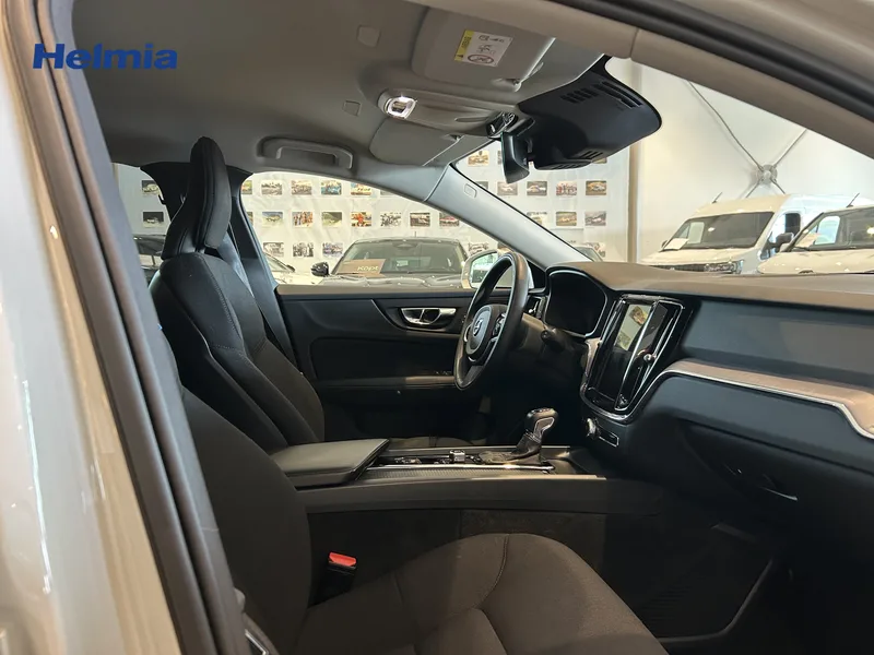 Bild 5 av 15 – Volvo V60 D4 Momentum Advanced Edition
