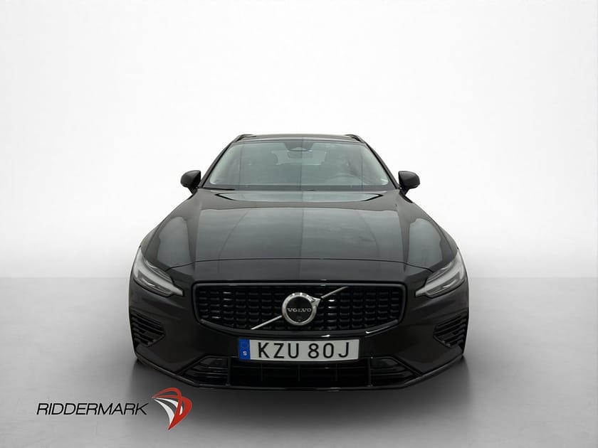 Bild 2 av Volvo V60 T6 350hk AWD Plus Dark Drag Skinn 360° Värmare
