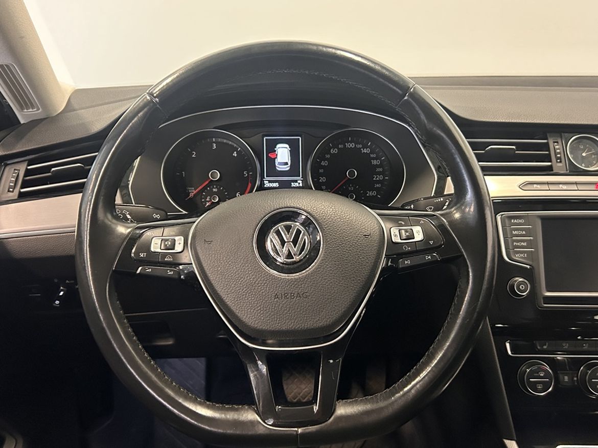 Volkswagen Volkswagen Passat Sportscombi — bild 13