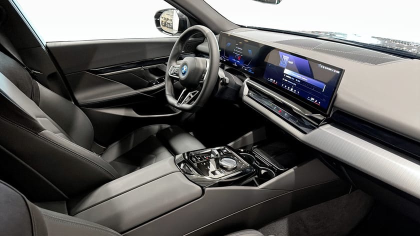 Bild 3 av BMW 530e xDrive Touring M Sport H/K Drag Rattvärme