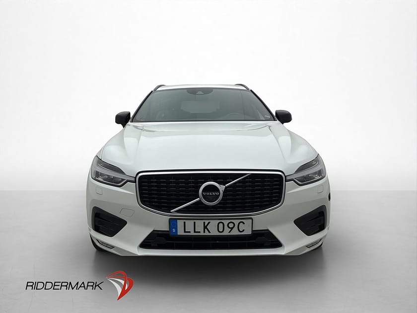 Bild 2 av Volvo XC60 B4 AWD R-Design VOC Pano H/K 360° Skinn Massage