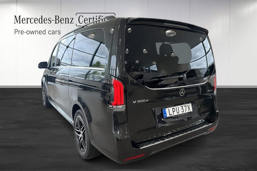 Bild 4 av Mercedes-Benz V 300d 4MATIC 3.2t 300 D LÅNG AVANTGARDE |4X4|VÄLUTRUSTAD|SNABB LEVERANS